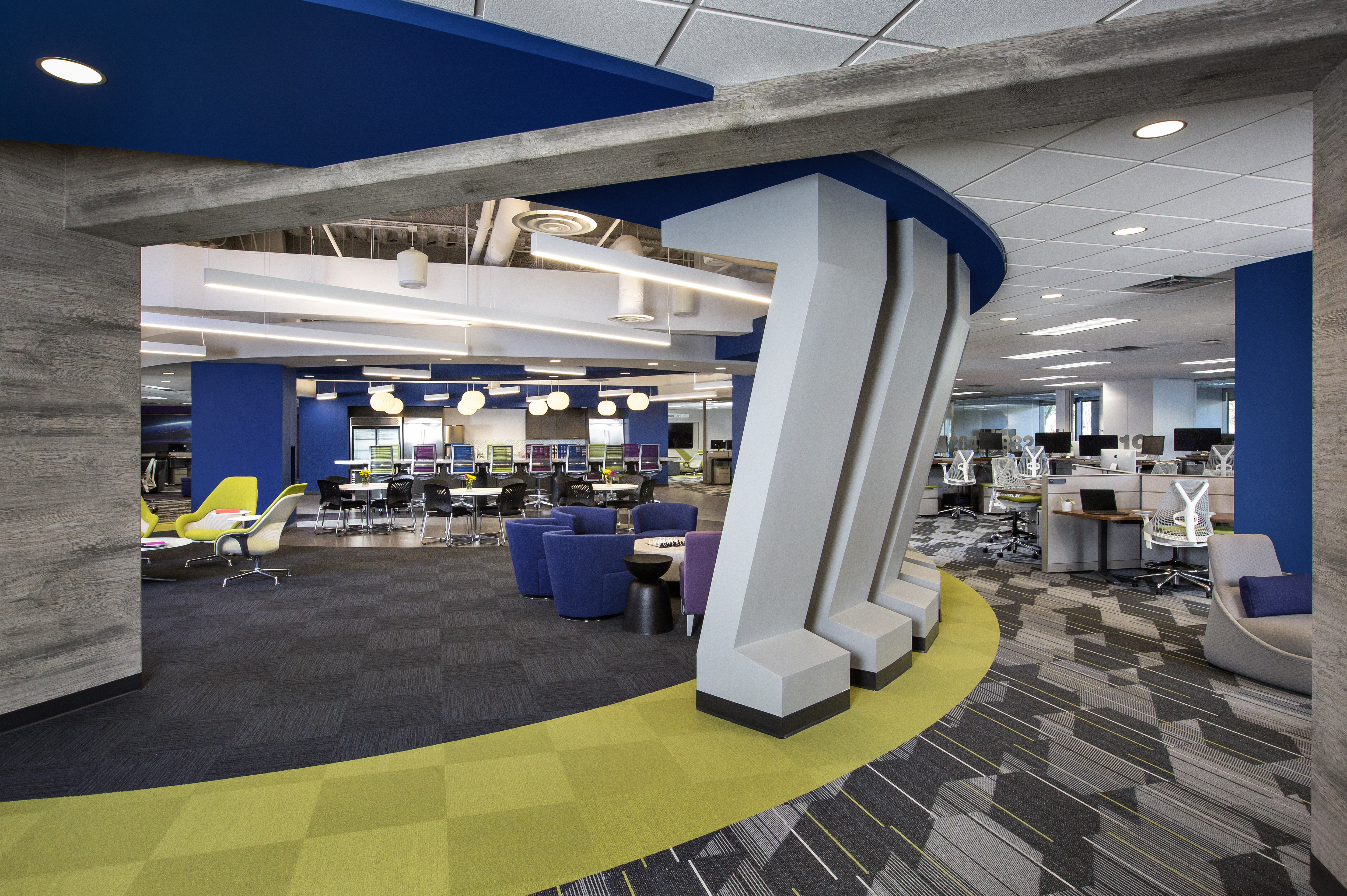 Interface Viva Colores, CT102 and Detours carpet tile in data center workspace
